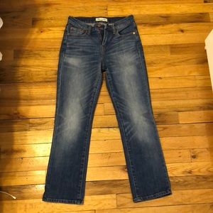 Madewell kick out crop jeans!